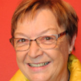 Büchereimitarbeiterin Monika Müller